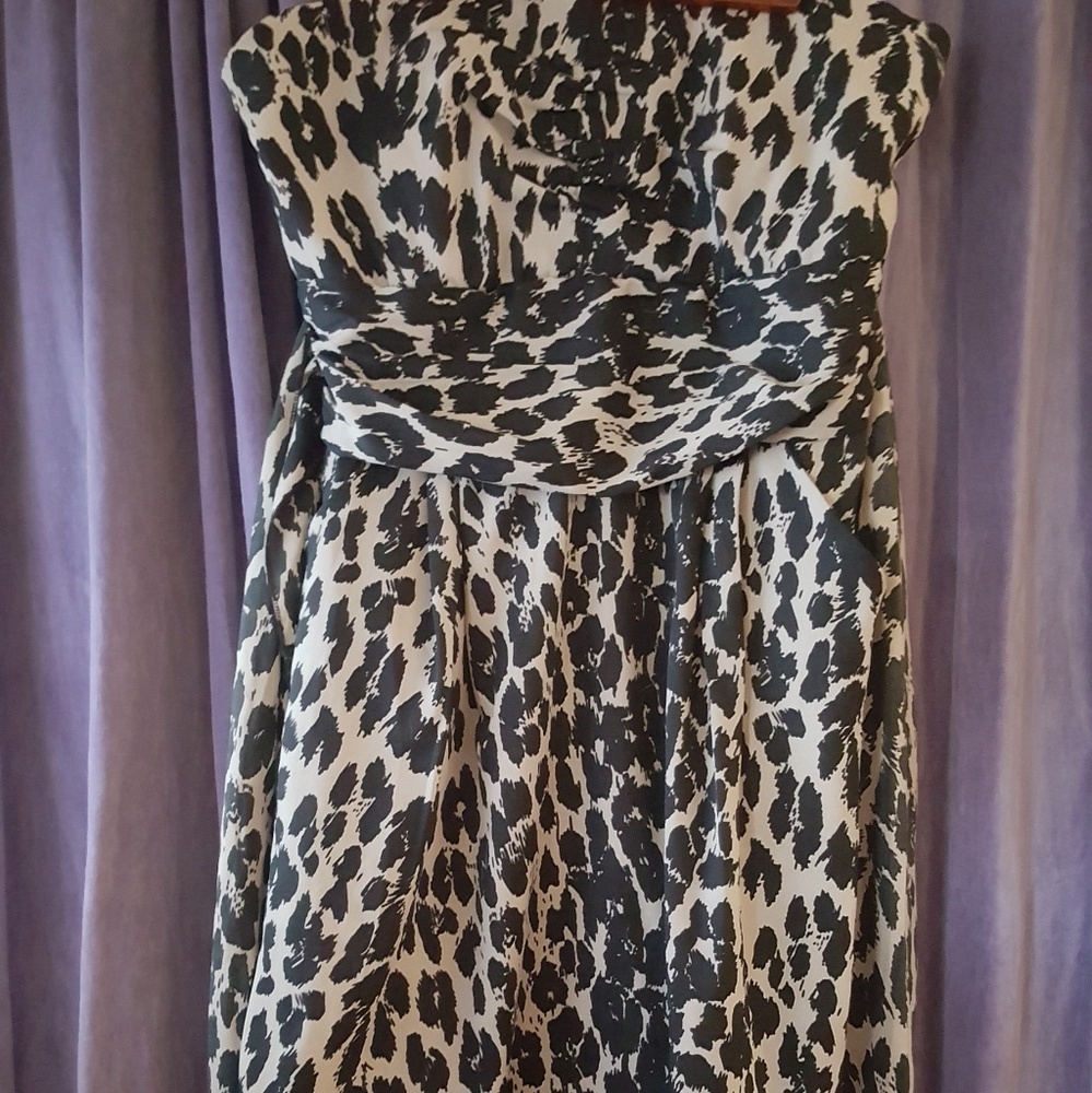 Strapless dress